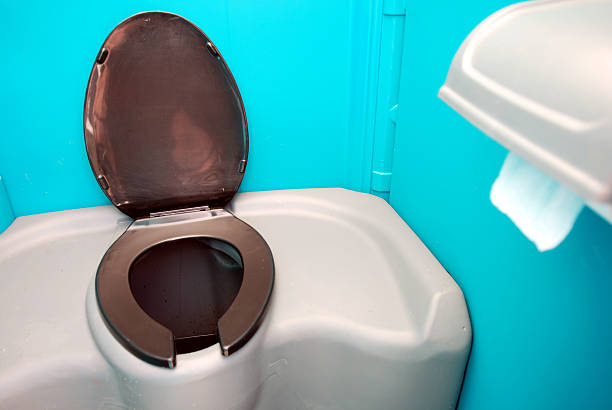 Best Luxury portable toilet rental  in East Camden, AR